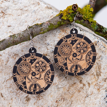 Drevené náušnice HOORAY Black Clockwork 