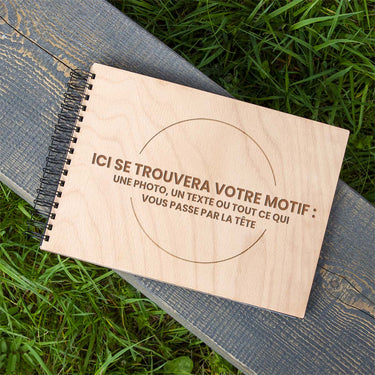 Dřevěné album, vlastní motiv
